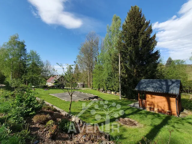 Prodej stavebního pozemku 1 891 m², Mníšek