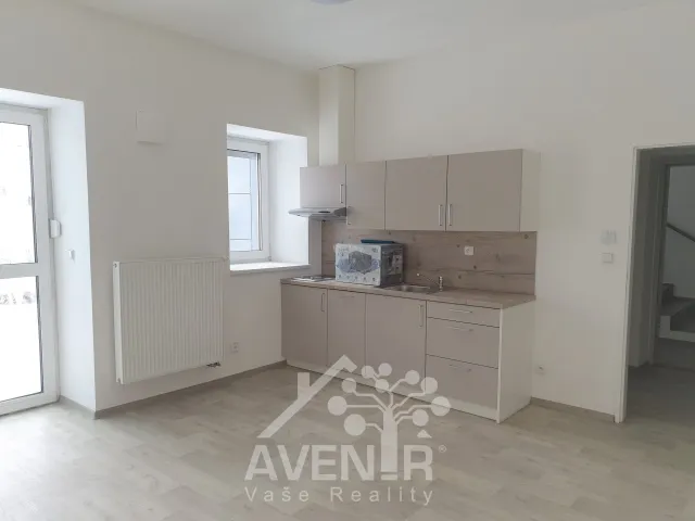 Pronájem bytu 1+kk 29 m², Saskova, Jablonec nad Nisou