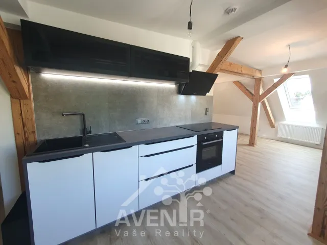 Prodej bytu 1+kk 59 m², Anenské náměstí, Jablonec nad Nisou