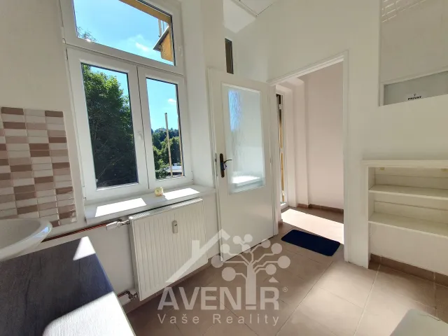 Pronájem ordinace 70 m², Liberecká, Jablonec nad Nisou
