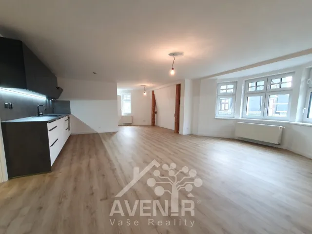 Prodej bytu 3+kk 84 m², Anenské náměstí, Jablonec nad Nisou
