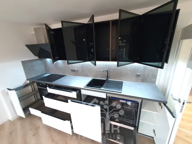 Prodej bytu 2+kk 68 m², Anenské náměstí, Jablonec nad Nisou
