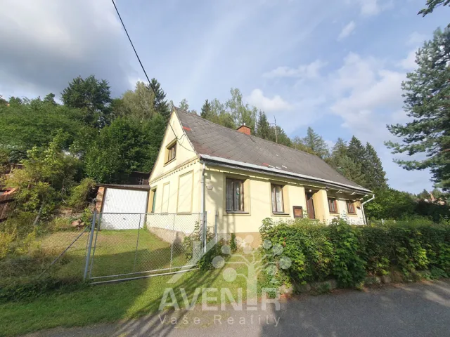 Prodej rodinného domu 136 m², pozemek 8580 m², Lučany nad Nisou