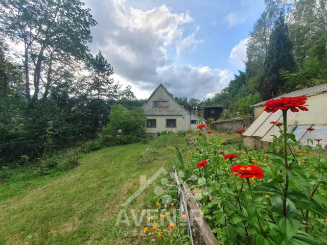 Prodej rodinného domu 136 m², pozemek 8580 m², Lučany nad Nisou