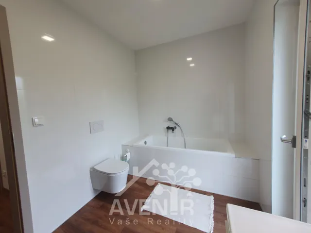 Pronájem bytu 4+kk 90 m², Myslbekova, Stráž nad Nisou