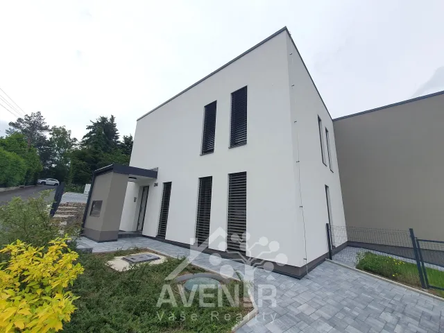 Pronájem bytu 4+kk 90 m², Myslbekova, Stráž nad Nisou