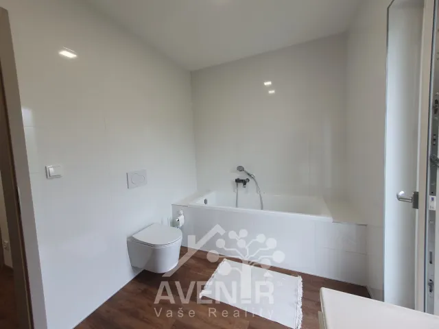 Pronájem bytu 4+kk 90 m², Myslbekova, Stráž nad Nisou