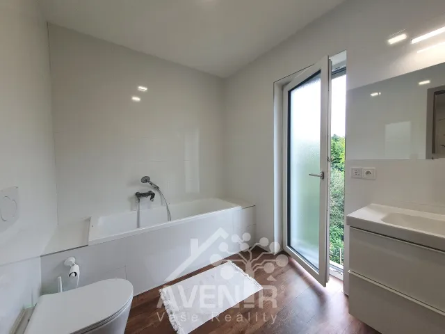 Pronájem bytu 4+kk 90 m², Myslbekova, Stráž nad Nisou