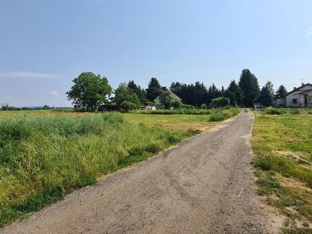Prodej stavebního pozemku 2 301 m²