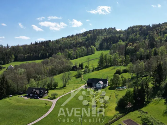 Prodej stavebního pozemku 2 285 m², Háje nad Jizerou, okres Semily