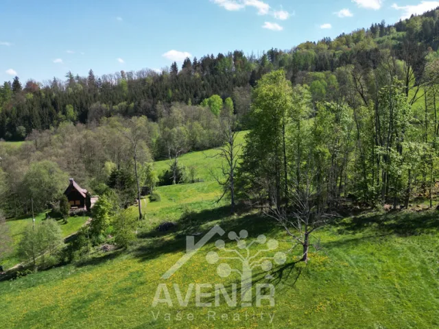 Prodej stavebního pozemku 2 285 m², Háje nad Jizerou, okres Semily