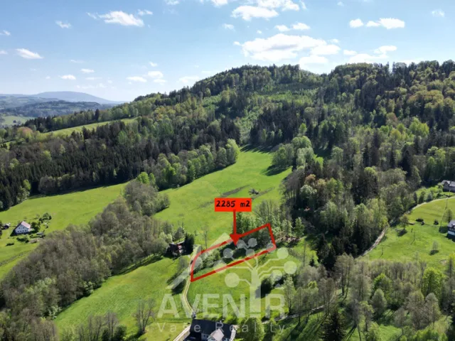 Prodej stavebního pozemku 2 285 m², Háje nad Jizerou, okres Semily