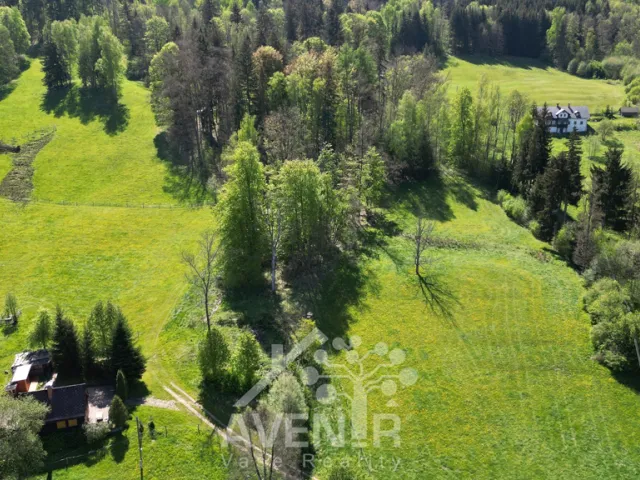 Prodej stavebního pozemku 2 285 m², Háje nad Jizerou, okres Semily