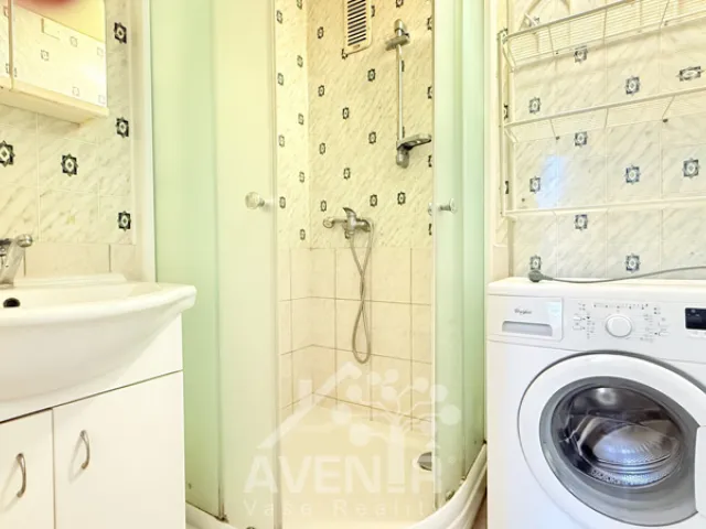 Prodej bytu 3+1 68 m², Sídliště, Hostinné