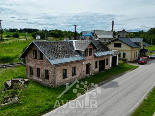 Prodej rodinného domu 215 m², pozemek 454 m²