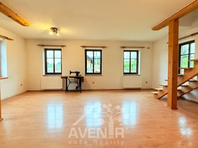 Prodej rodinného domu 215 m², pozemek 454 m²