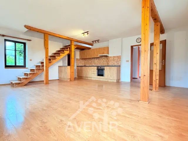 Prodej rodinného domu 215 m², pozemek 454 m²