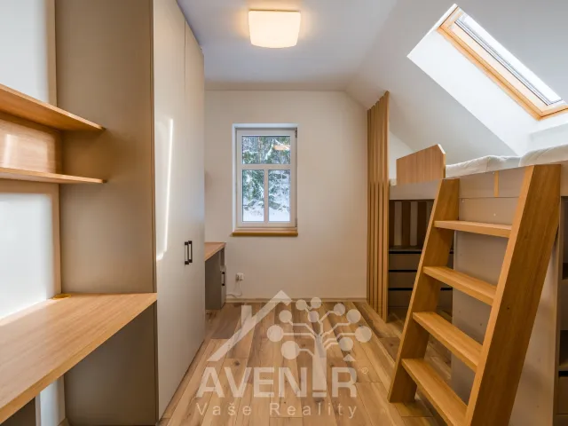 Prodej rodinného domu 200 m², pozemek 2424 m², Josefův Důl