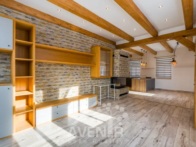 Prodej rodinného domu 200 m², pozemek 2424 m², Josefův Důl