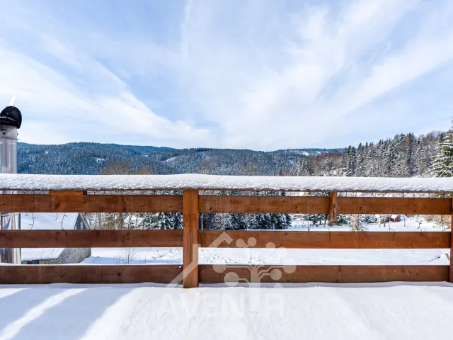 Prodej rodinného domu 200 m², pozemek 2424 m², Josefův Důl