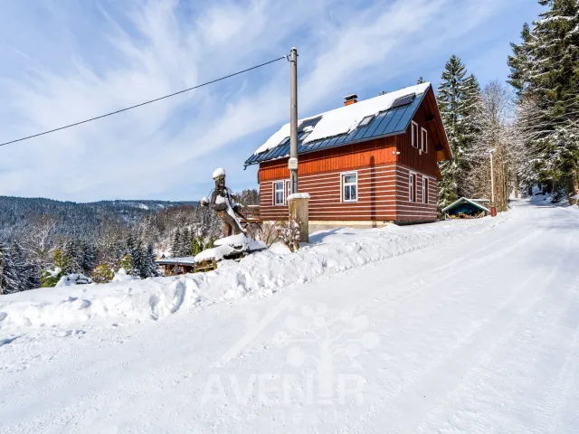 Prodej rodinného domu 200 m², pozemek 2424 m², Josefův Důl