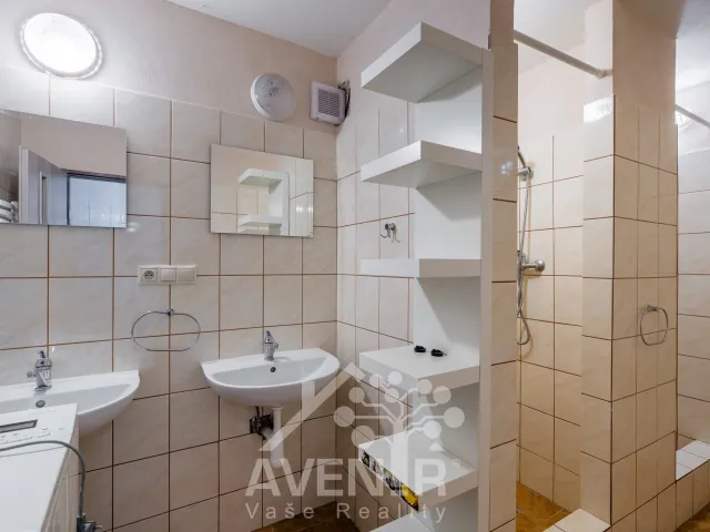 Prodej chaty 278 m², pozemek 3642 m², Sielnica, Slovensko