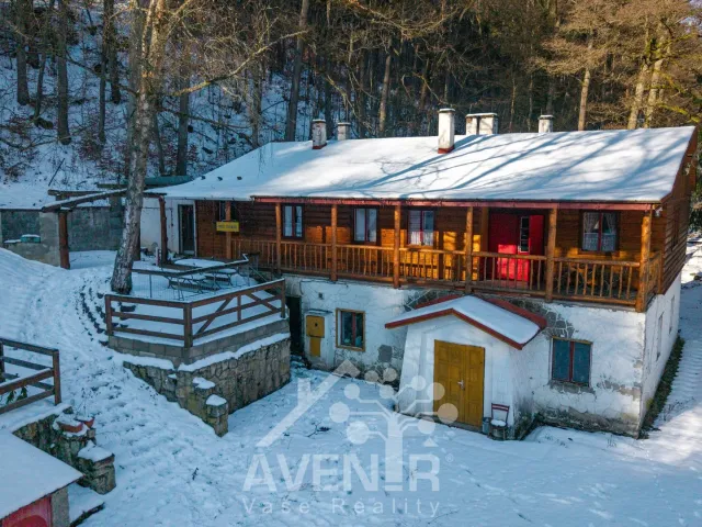 Prodej chaty 278 m², pozemek 3642 m², Sielnica, Slovensko