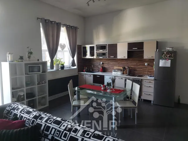Prodej bytu atypický 380 m², Slévárenská, Broumov - Olivětín