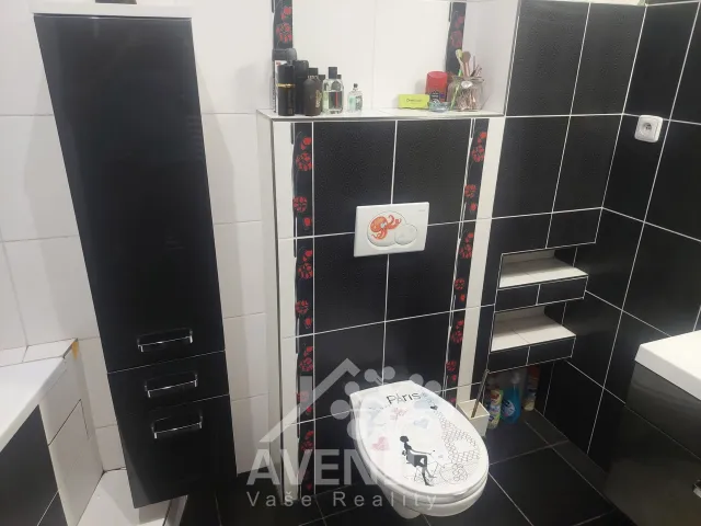 Prodej bytu atypický 380 m², Slévárenská, Broumov - Olivětín