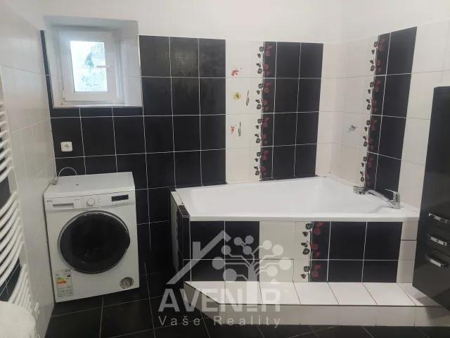 Prodej bytu atypický 380 m², Slévárenská, Broumov - Olivětín