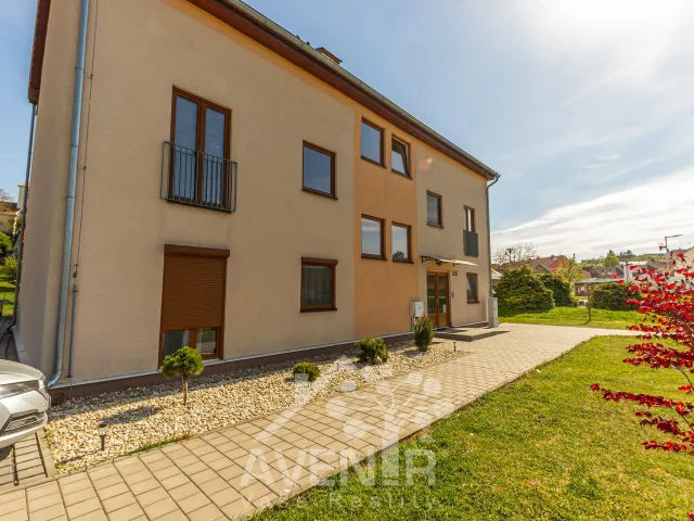 Prodej bytu 3+1 73 m², Nížkovice