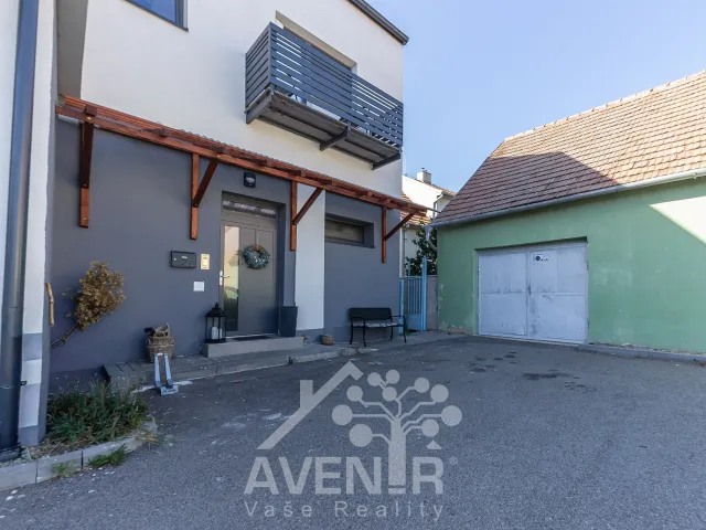 Prodej komerční nemovitosti 329 m², Ratíškovice