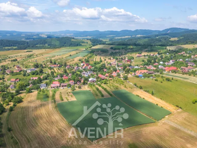 Prodej stavebního pozemku 5017 m², Lačnov