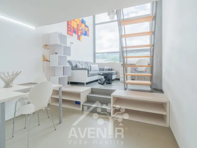 Pronájem bytu atypický 41 m², J. A. Bati, Zlín