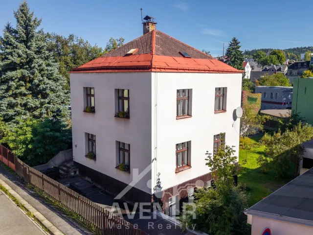 Prodej rodinného domu 220 m², pozemek 774 m², Jablonec nad Nisou