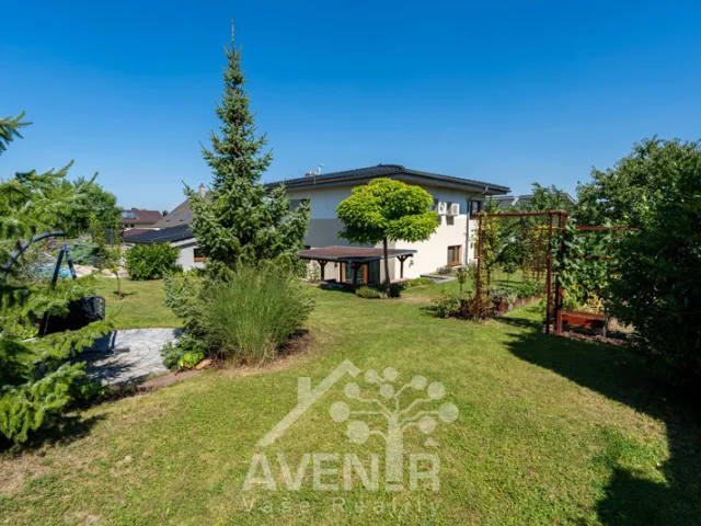 Prodej rodinného domu 259 m², pozemek 1021 m², Sluneční, Roudnice nad Labem - Podlusky