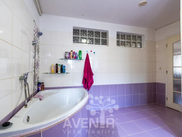 Prodej rodinného domu 190 m², pozemek 626 m², Kostelní, Sadská