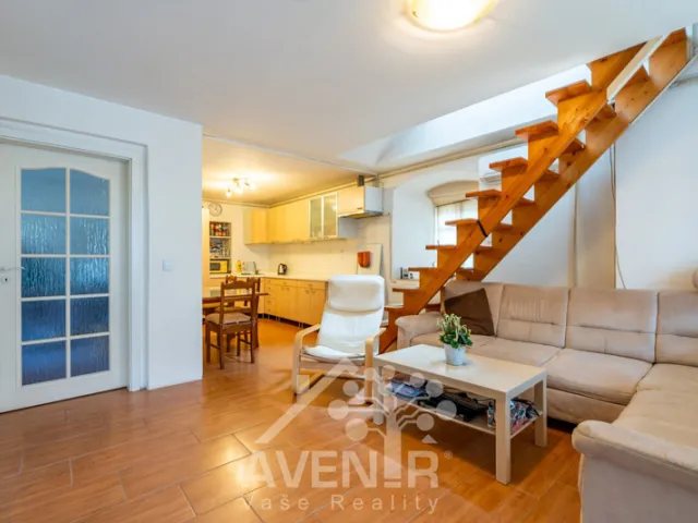 Prodej rodinného domu 190 m², pozemek 626 m², Kostelní, Sadská