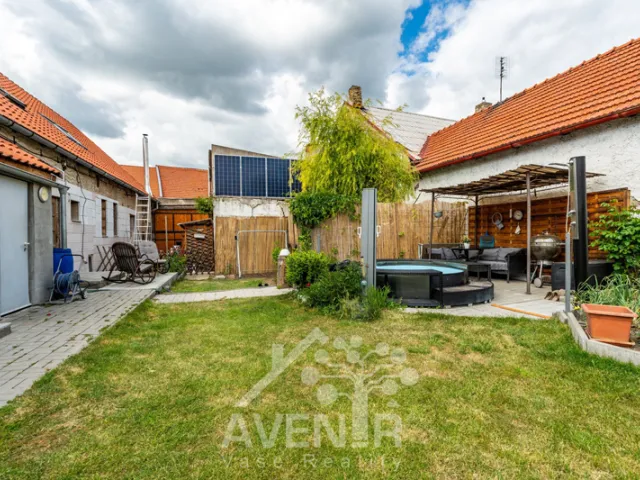 Prodej rodinného domu 190 m², pozemek 626 m², Kostelní, Sadská