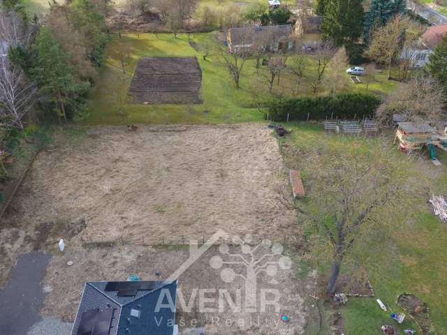 Prodej stavebního pozemku 886 m², LuštěniceProdej stavebního pozemku 886 m², Luštěnice