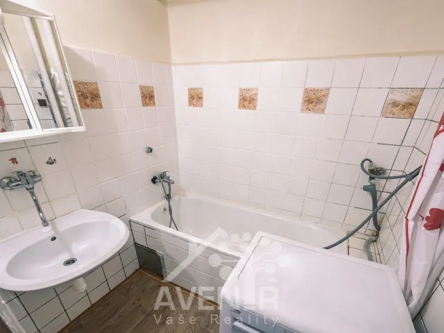 Prodej bytu 1+kk 28 m², Krkonošská, Desná - Desná II