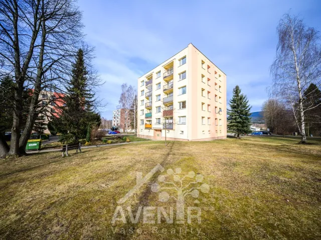 Pronájem bytu 4+kk 71 m², Sídliště, Hejnice