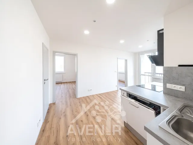 Pronájem bytu 4+kk 71 m², Sídliště, Hejnice