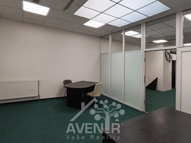 Pronájem kanceláře 140 m², 1. máje, Liberec - Liberec III-Jeřáb