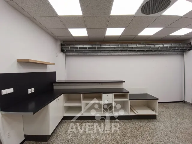 Pronájem obchodního prostoru 69 m², 1. máje, Liberec - Liberec III-Jeřáb