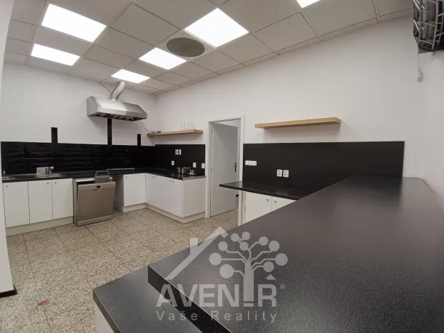 Pronájem obchodního prostoru 69 m², 1. máje, Liberec - Liberec III-Jeřáb