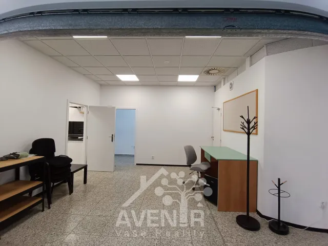 Pronájem obchodního prostoru 69 m², 1. máje, Liberec - Liberec III-JeřábPronájem obchodního prostoru 69 m², 1. máje, Liberec - Liberec III-Jeřáb