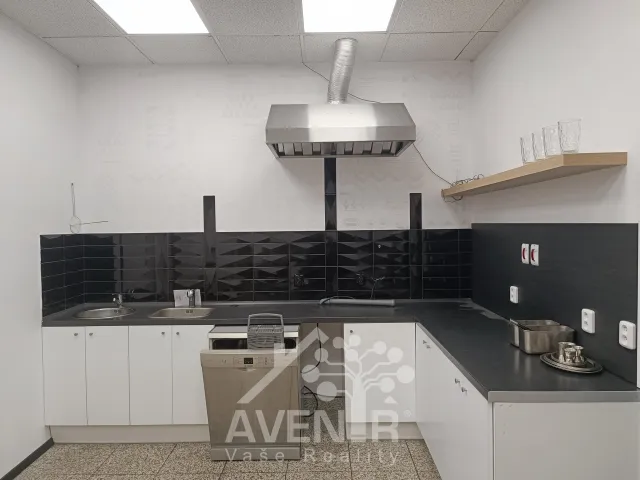 Pronájem obchodního prostoru 69 m², 1. máje, Liberec - Liberec III-Jeřáb