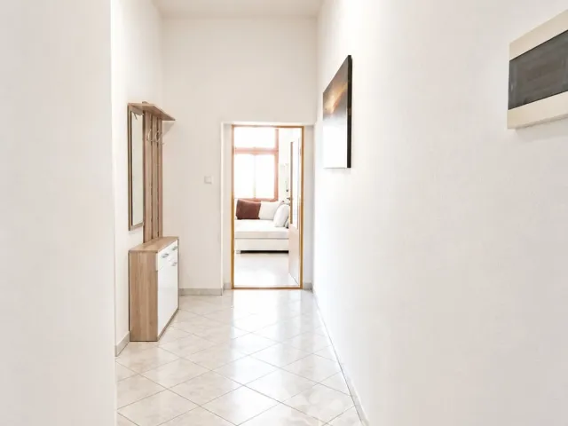 Pronájem bytu 2+1 54 m², Pražská, Liberec - Liberec III-Jeřáb