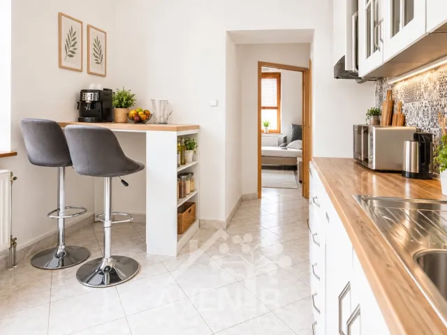 Pronájem bytu 2+1 54 m², Pražská, Liberec - Liberec III-Jeřáb